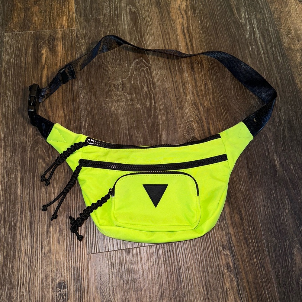 Guess Crossbody Bag